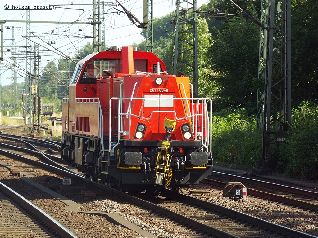 261 103-6 fuhr am 19.07.13 solo durch hamburg-harburg