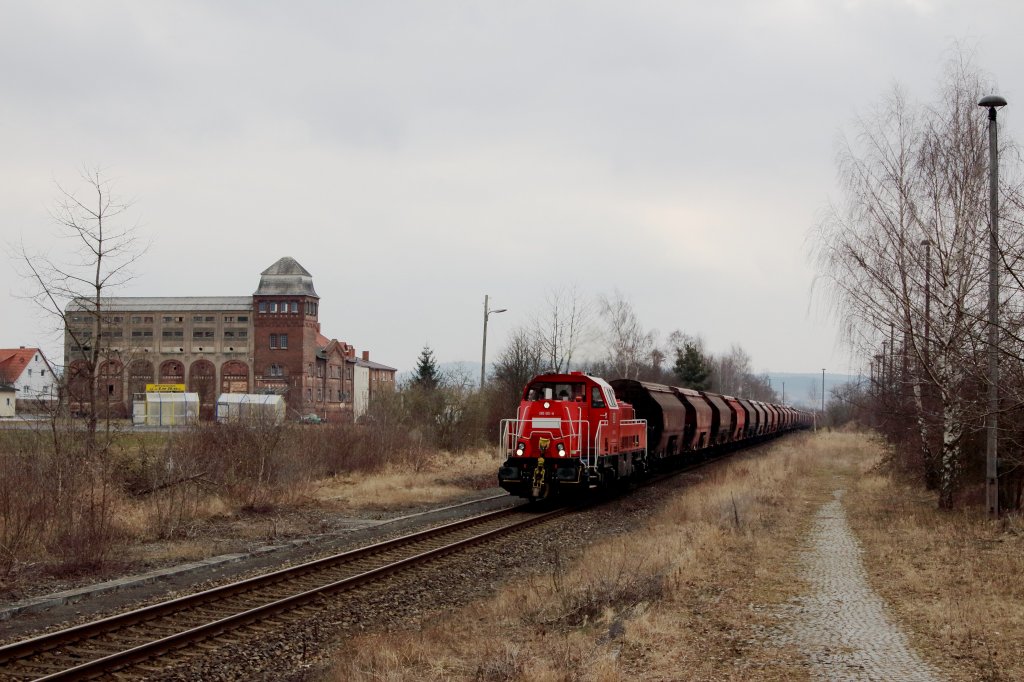 265 001-8 wurde am 02.04.13 mit einem Kali-Leerzug nach Heringen/Werra in Dankmarshausen im Bild festgehalten.