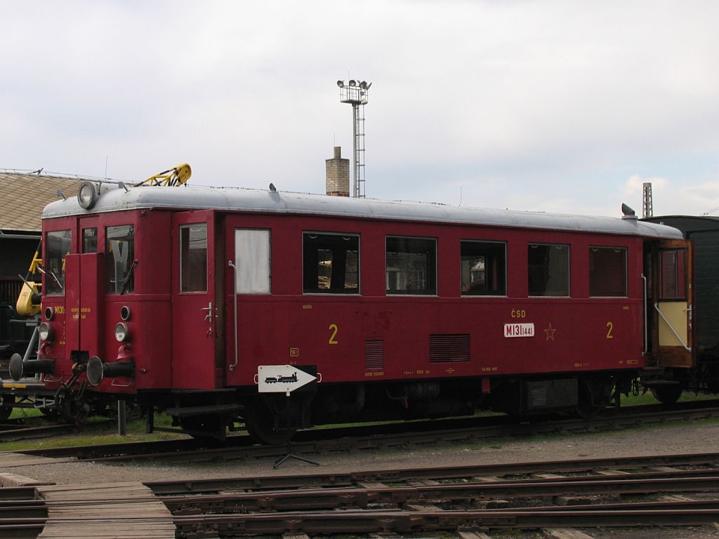 ČSD M131.1441 (Baujahr: 1949) in elezničn muzeum Vtopna Jaroměř am 12-8-2011.