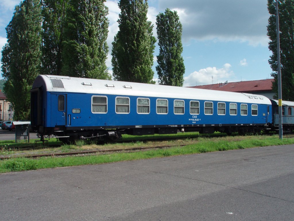  ČSD Schlafwagen WLAB (Baujahre 1965) am 12.5.2012 in Deč�n Lok-Werkstatt(Tetschen-Bodenbach)