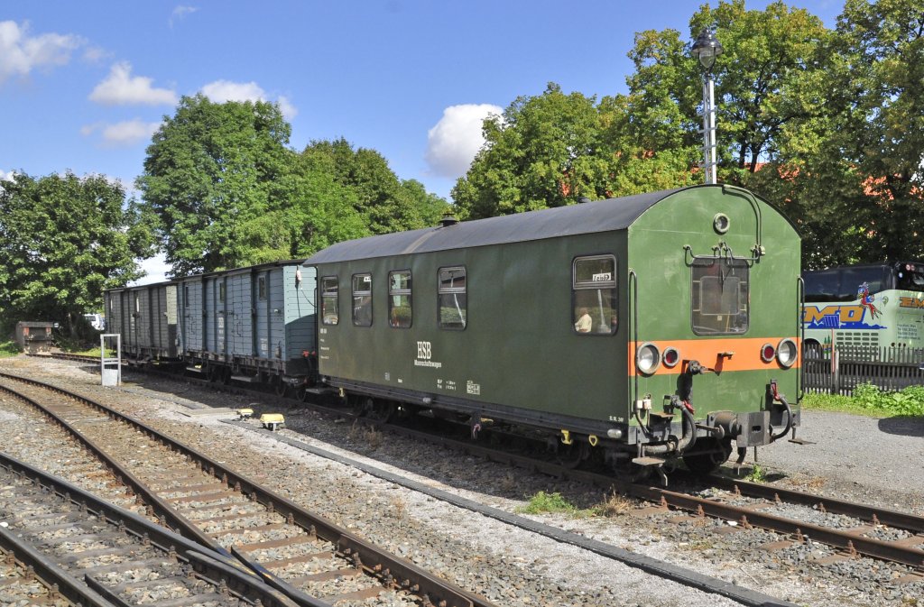 27.08.12 Bf Westerntor ; Hilfszug der HSB, vorn der Mannschafts- und Steuerwagen