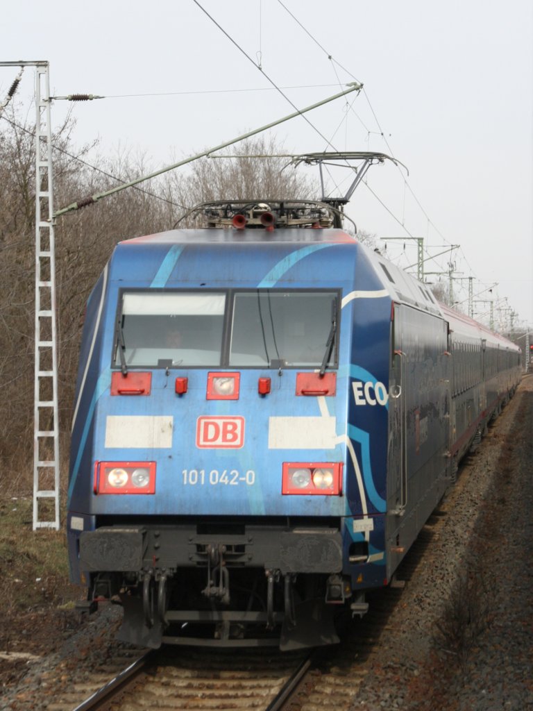 27.3.2013 - 101 042 / Ecophant bei Weinbhla