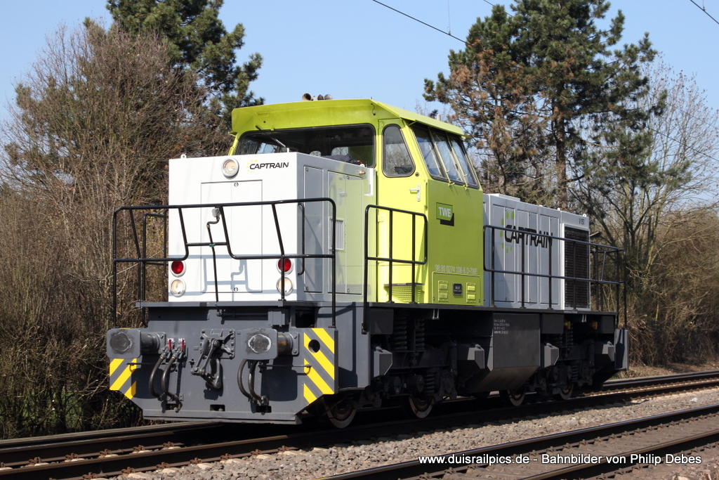 274 108-6 (Captrain / TWE - Teutoburger Wald-Eisenbahn) fhrt am 22. Mrz 2012 um 11:33 Uhr durch Ratingen Lintorf
