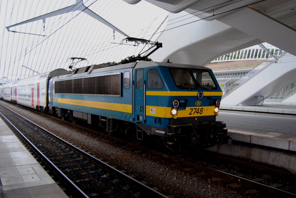 2748 im L�tticher Bahnhof am 6.2.11