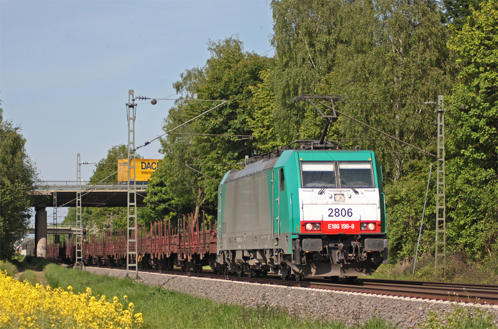 2806 der COBRA mit einem Umleiter Richtung Aachen-West am Km 26.0, 22.5.10
