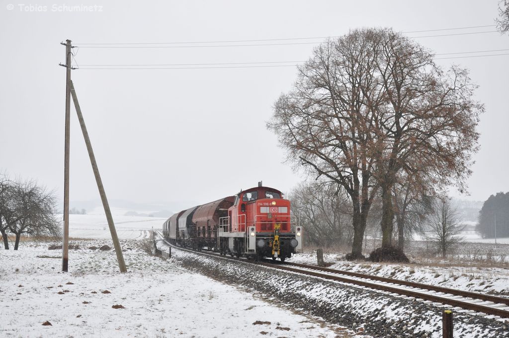 294 598 (98 80 3294 598-8 D-DB) mit EK56937 am 12.02.2013 bei Mimbach. (Strecke Amberg - Schnaittenbach)