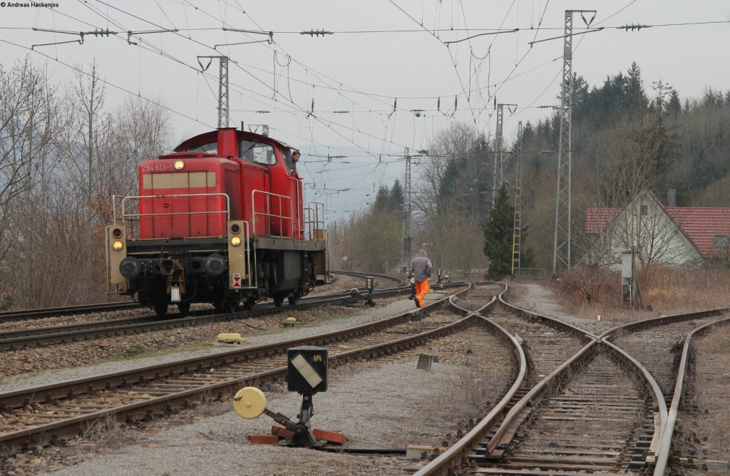 294 613-5 beim Rangieren in Steinach 3.4.13