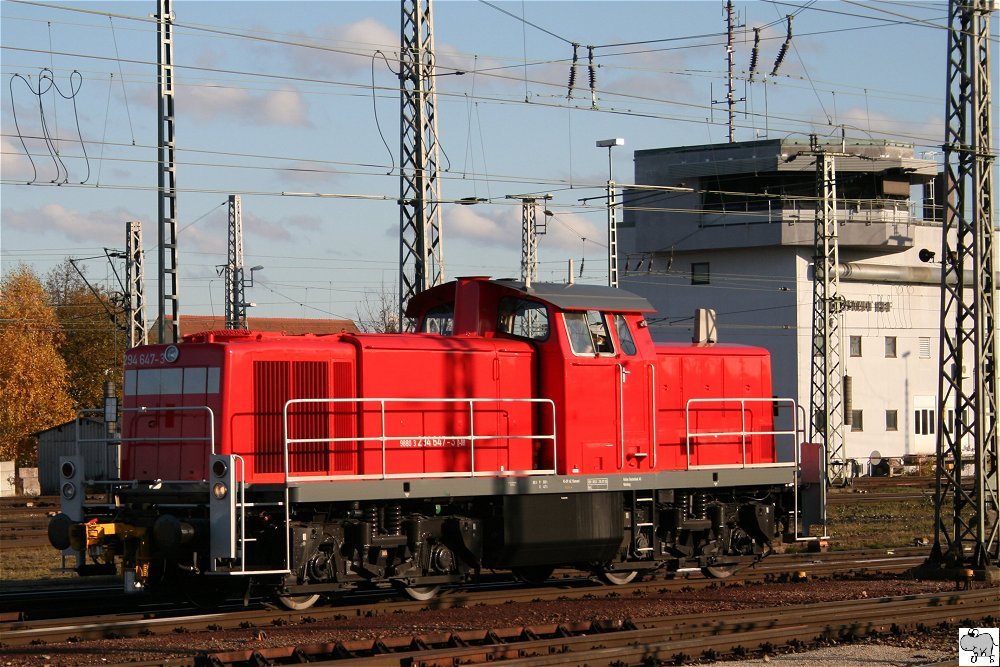294 647-3 rangiert am 6. November 2009 im Bahnhofsbereich von Ingolstadt.