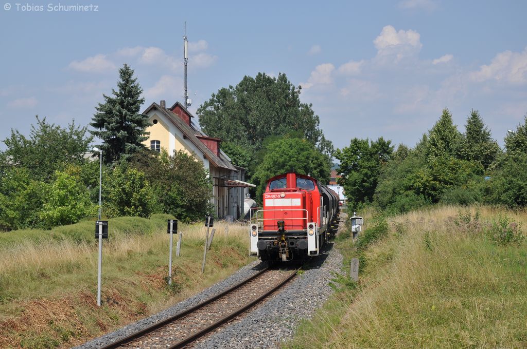 294 687 mit EK56937 am 27.07.2012 in Amberg-Neum�hle (Strecke Amberg-Schnaittenbach)