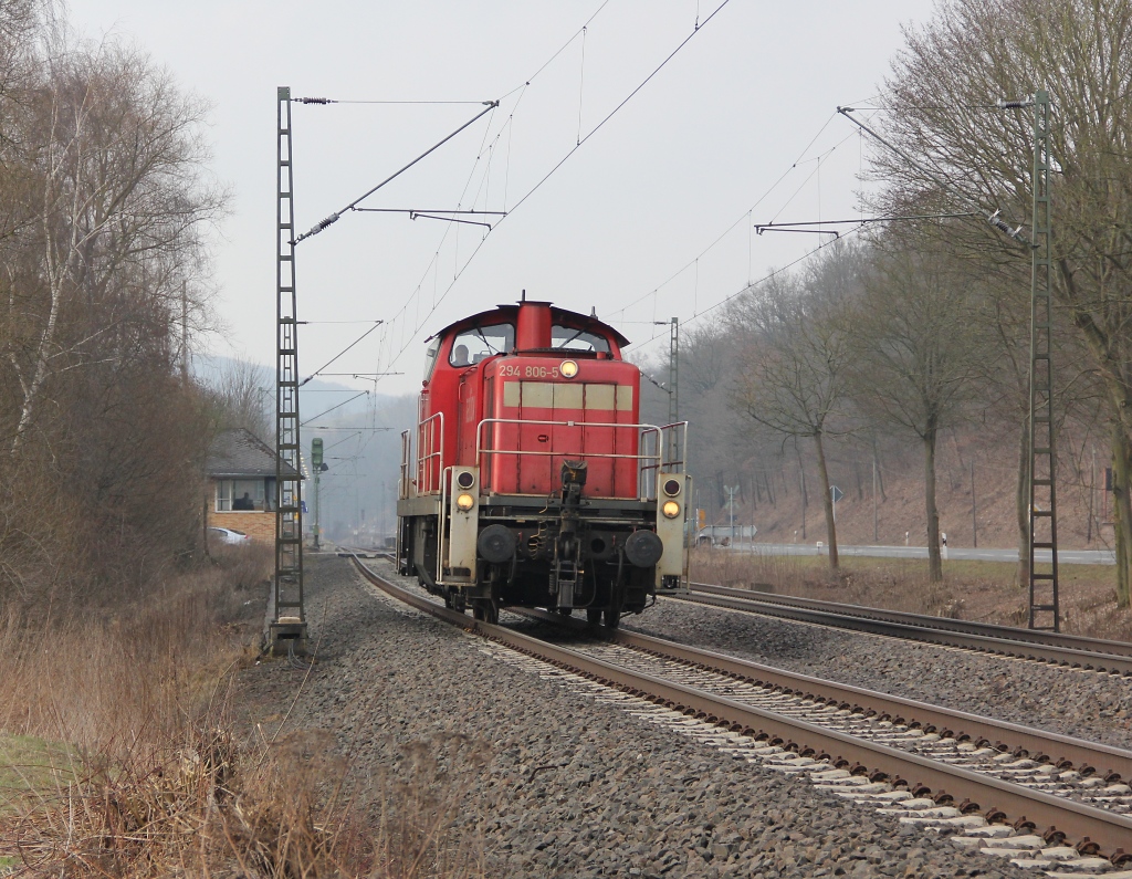 294 806-5 als Tfzf in Fahrtrichtung Norden. Aufgenommen am 28.03.2013 in Wehretal-Reichensachsen.