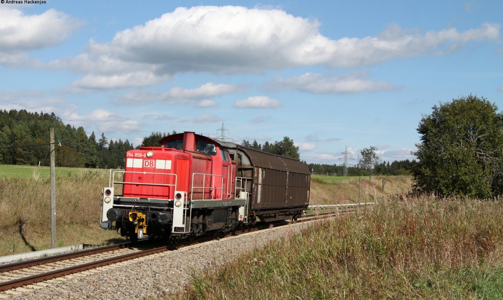 294 858-6 mit dem EK 55837 (Villingen(Schwarzw)-Neustadt(Schwarzw) bei R�tenbach 28.9.12
