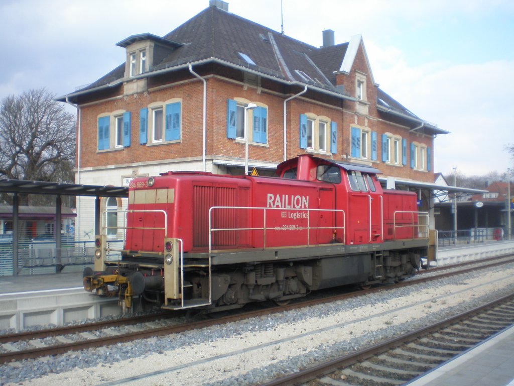 294 896 vor dem Bahnhof von Giengen(Brenz) 