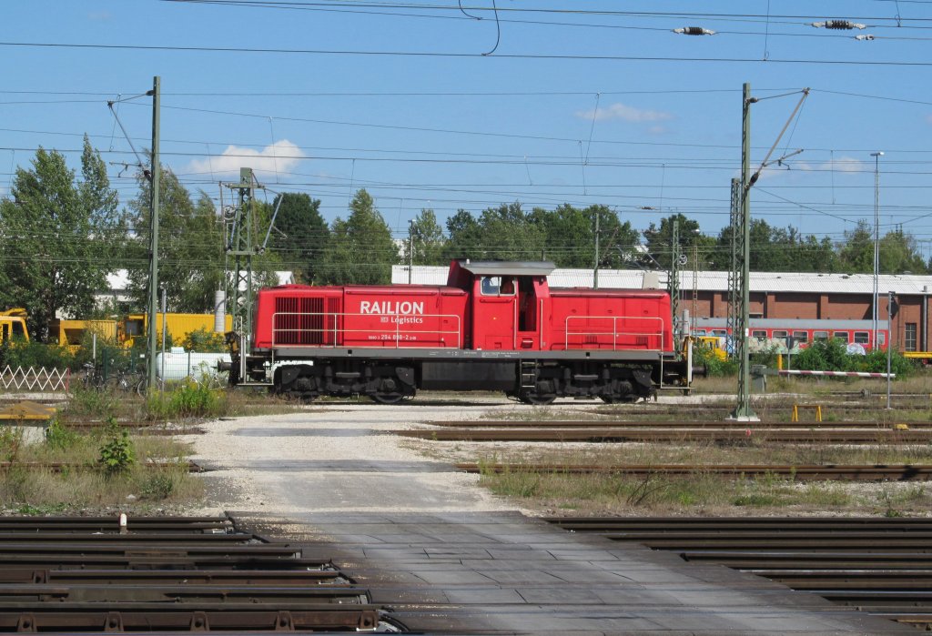 294 898-2 rangiert am 29. August 2012 im Nrnberger Rbf.