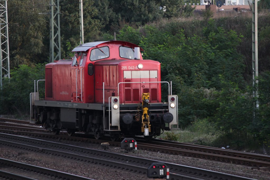 295 042-6 am 04.10.2010 in Bremen-Sebaldsbrck 17:53 Uhr