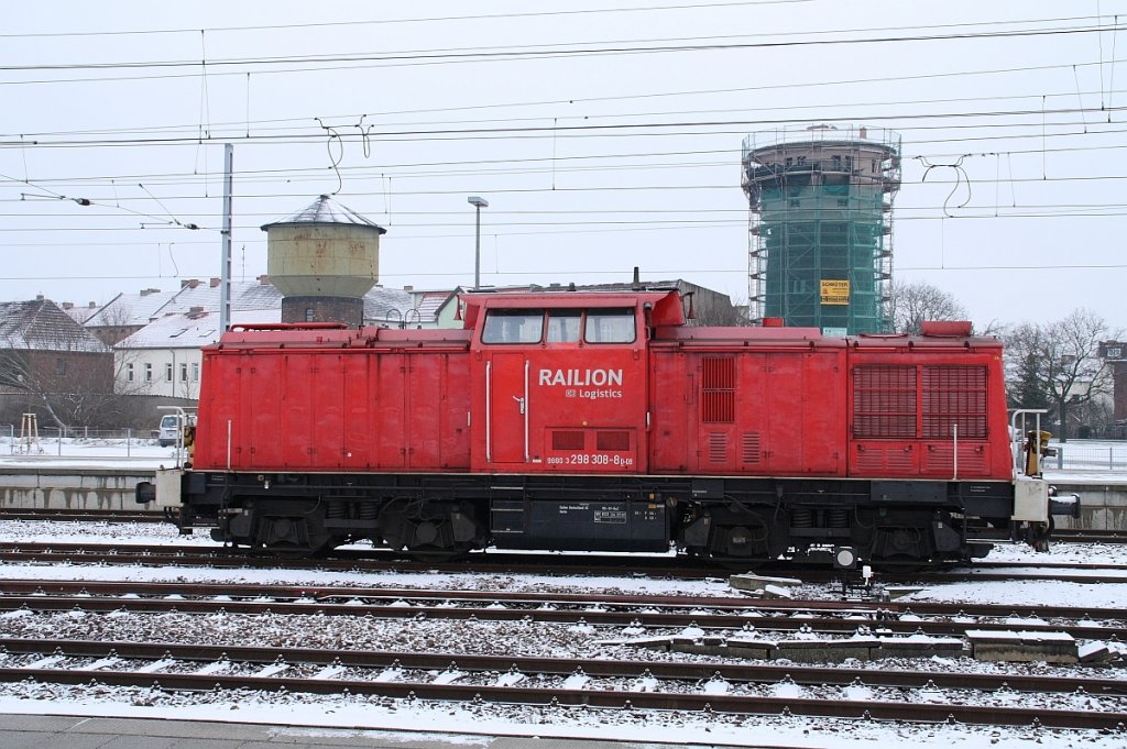 298 308-8 abgestellt am 30.12.2009 in Angermnde.