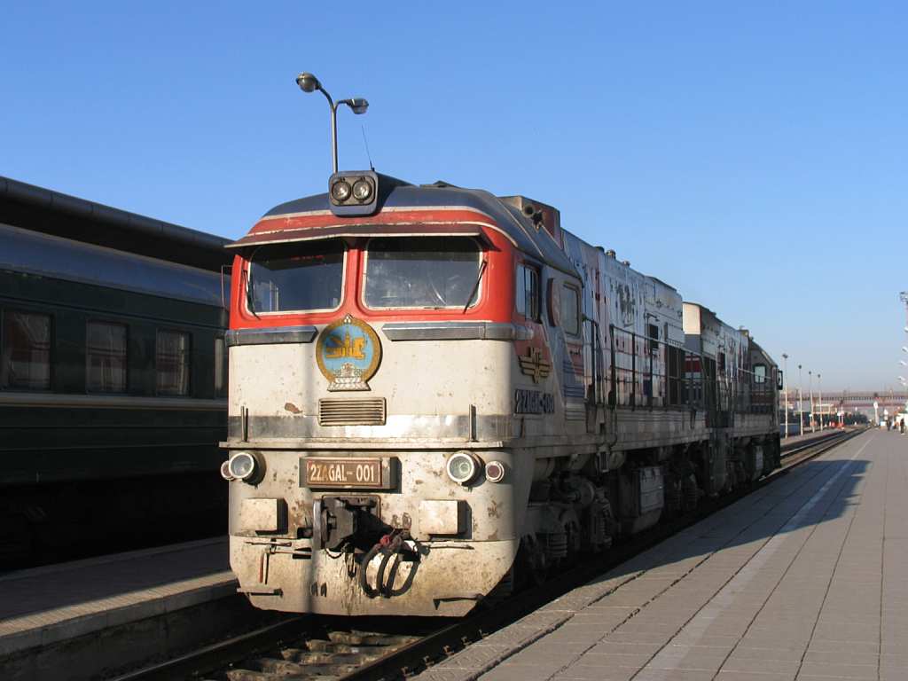 2ZAGAL-001 und 2ZAGAL-002 auf Bahnhof Ulaanbaatar am 15-9-2009. 