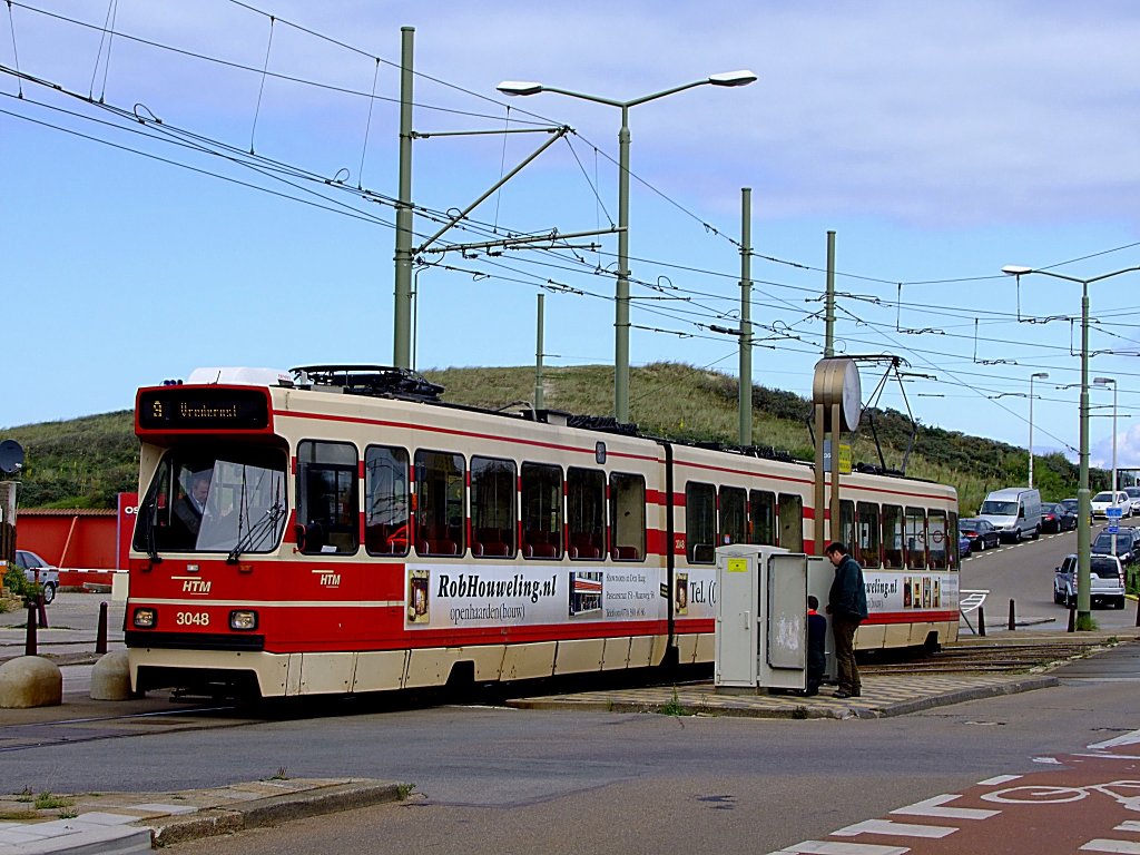 3048 sartet an der Station Zwarte-Pad als Linie 9, derweil am E-Verteilerkasten Reparaturen vorgenommen werden;110901
