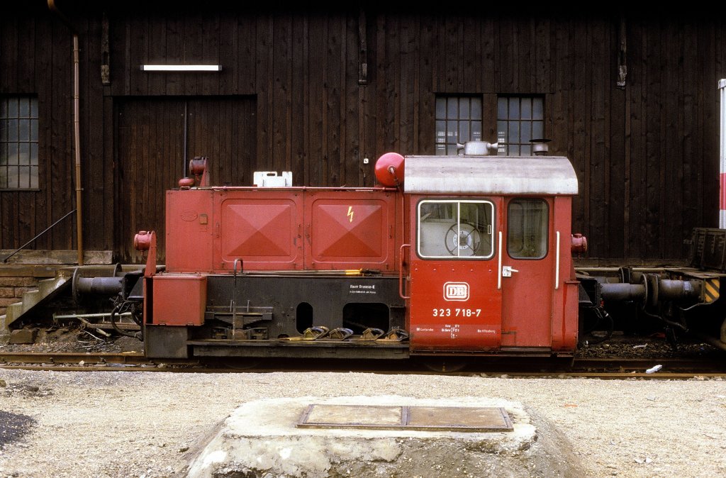 323 718  Haslach  28.04.85