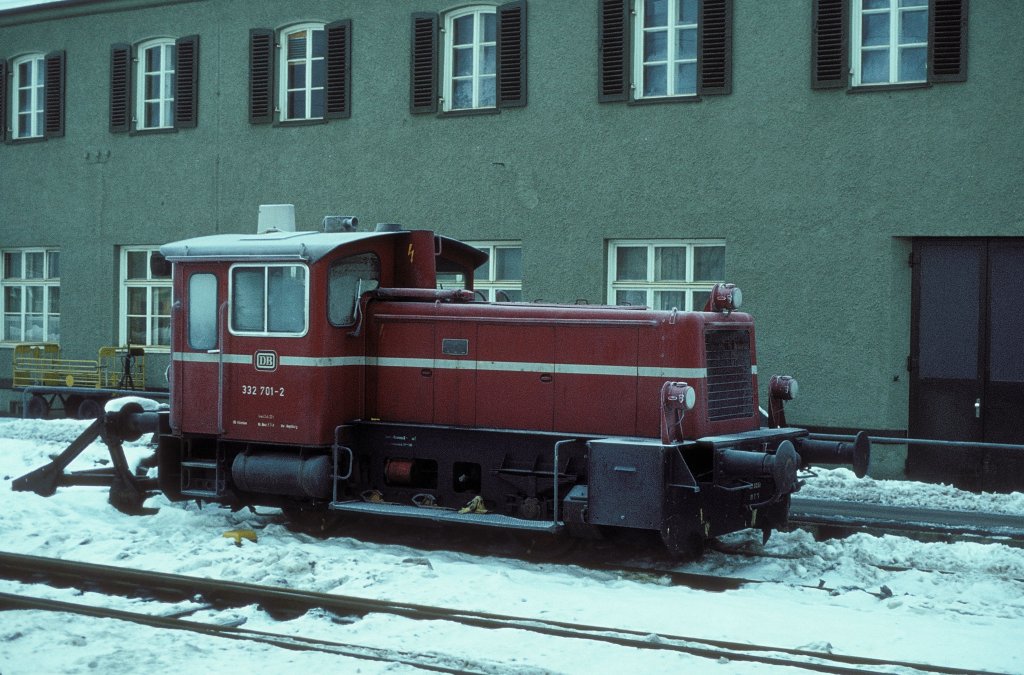 332 701  Gnzburg  27.12.81