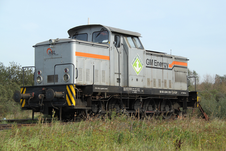 345 230-7 abgestellt im Rostocker �lhafen.28.09.2011 