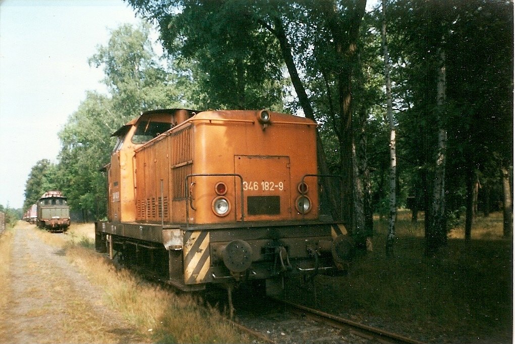 346 182 im August 1998 in Jterbog Altes Lager.