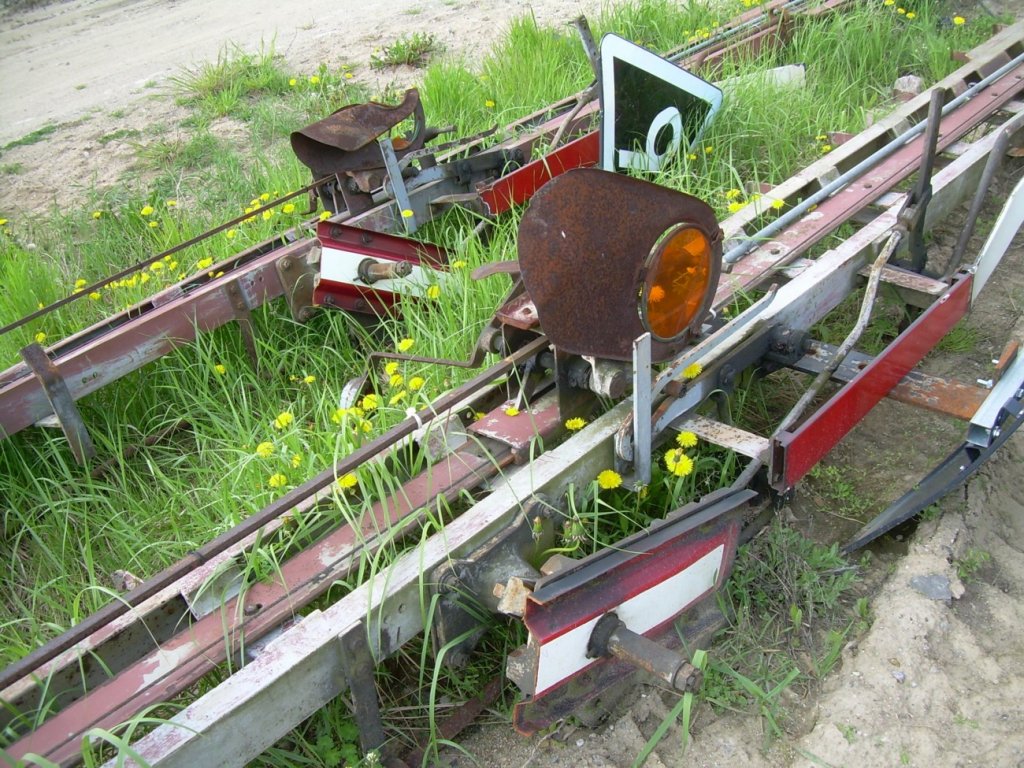 3.5.2008 Tantow. Reste der Sicherungsanlagen nach Umstellung auf ESTW.