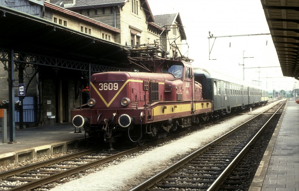 3609  Petange  01.09.93