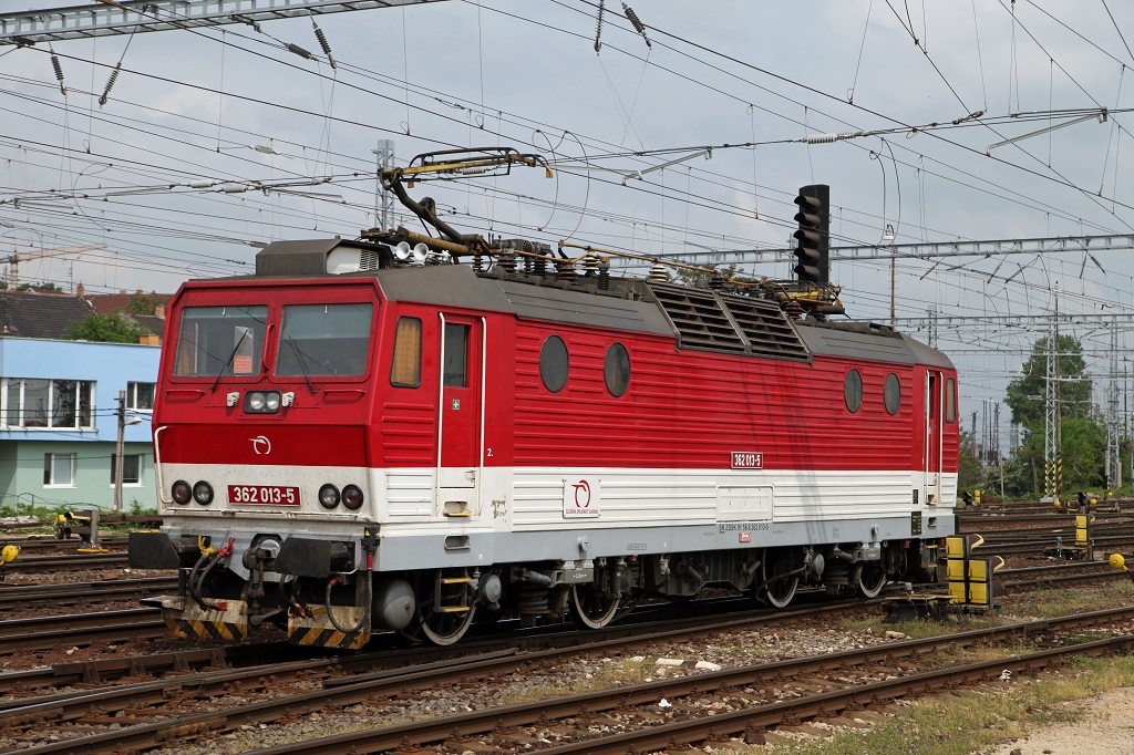 362 013 in Bratislava Hlavna Staica am 7.05.2013