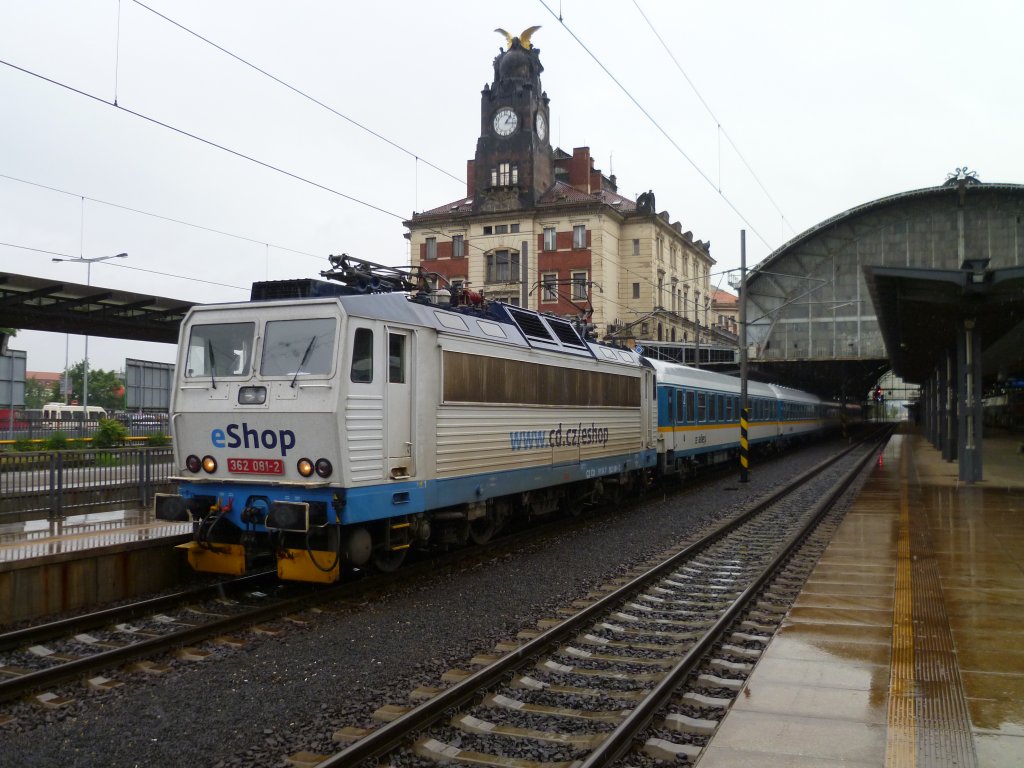 362 081 verlsst am 01.06.13 den Praha hl.n. mit dem ALX.