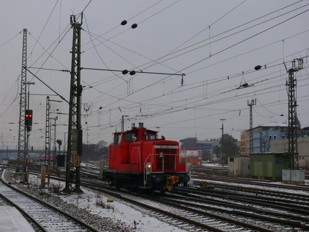 362 400-4 rangiert in Regensburg Hbf, 9.01.2009 Gre an die Tf's