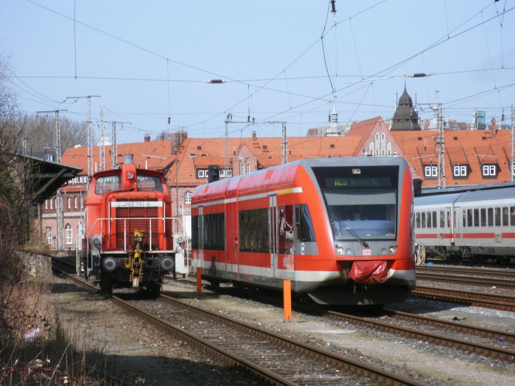 362 791 und 646 005 am 01.April 2011 in Stralsund.