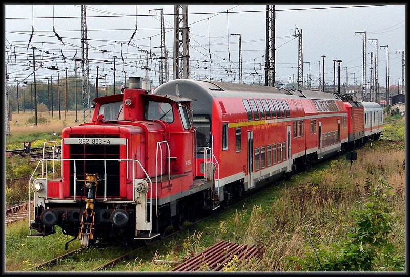 362 853-4 beim Rangierdienst im Hbf Stralsund.  am 06.10.06 