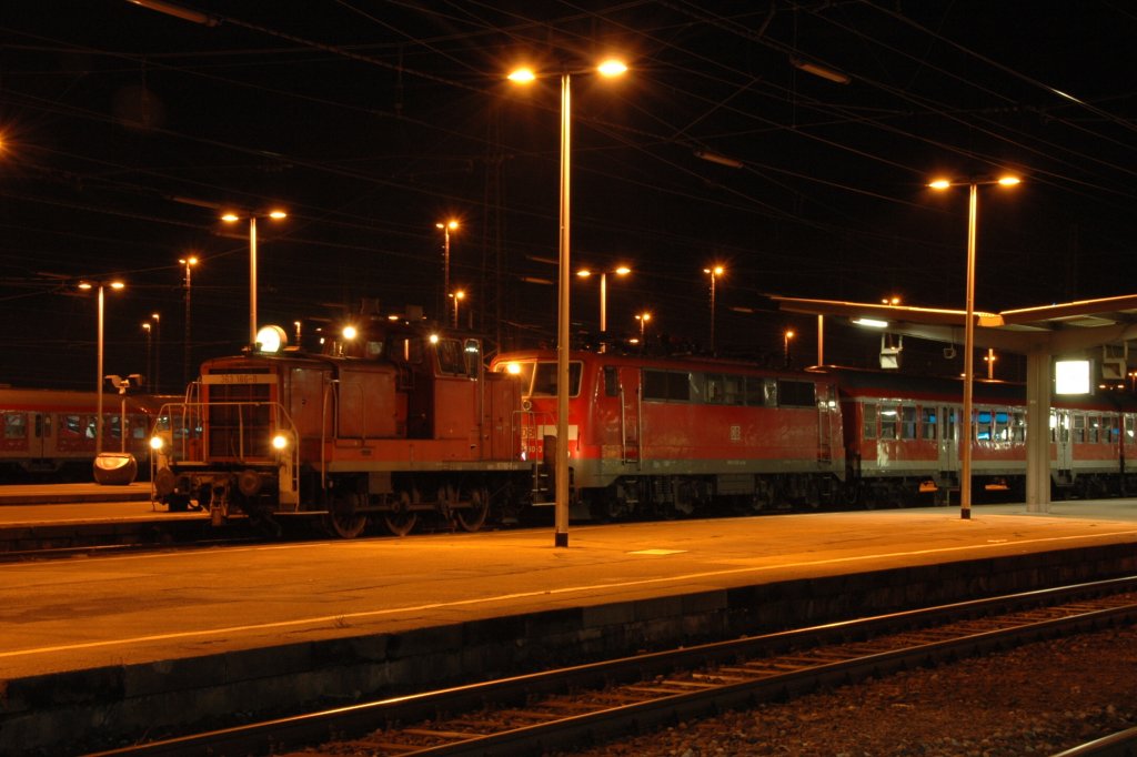 363 186 - 3 wird in Krze eine 111 aus dem Hbf Heilbronn ziehen, 12.12.09