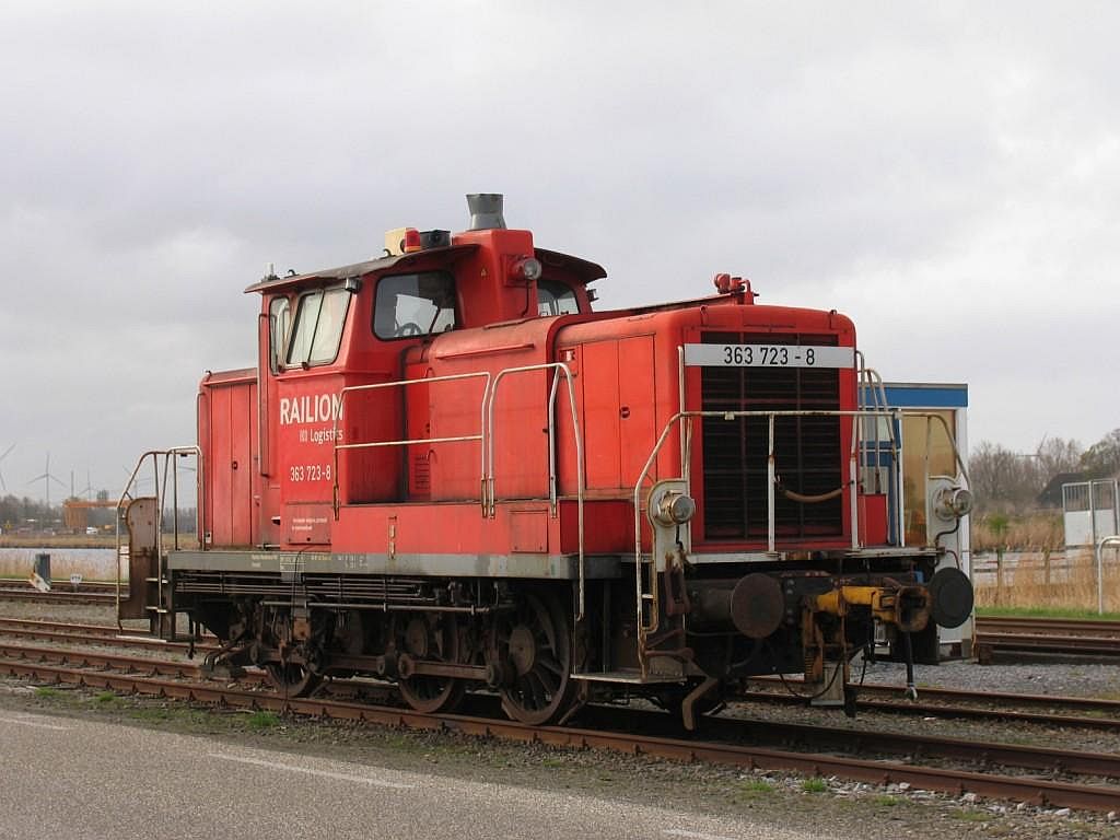 363 723-8 in Delfzijl Hafen (die Niederlande) am 16-4-2010.