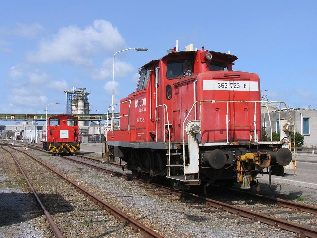363 723-8 in Delfzijl Hafen (die Niederlande) am 16-4-2010.