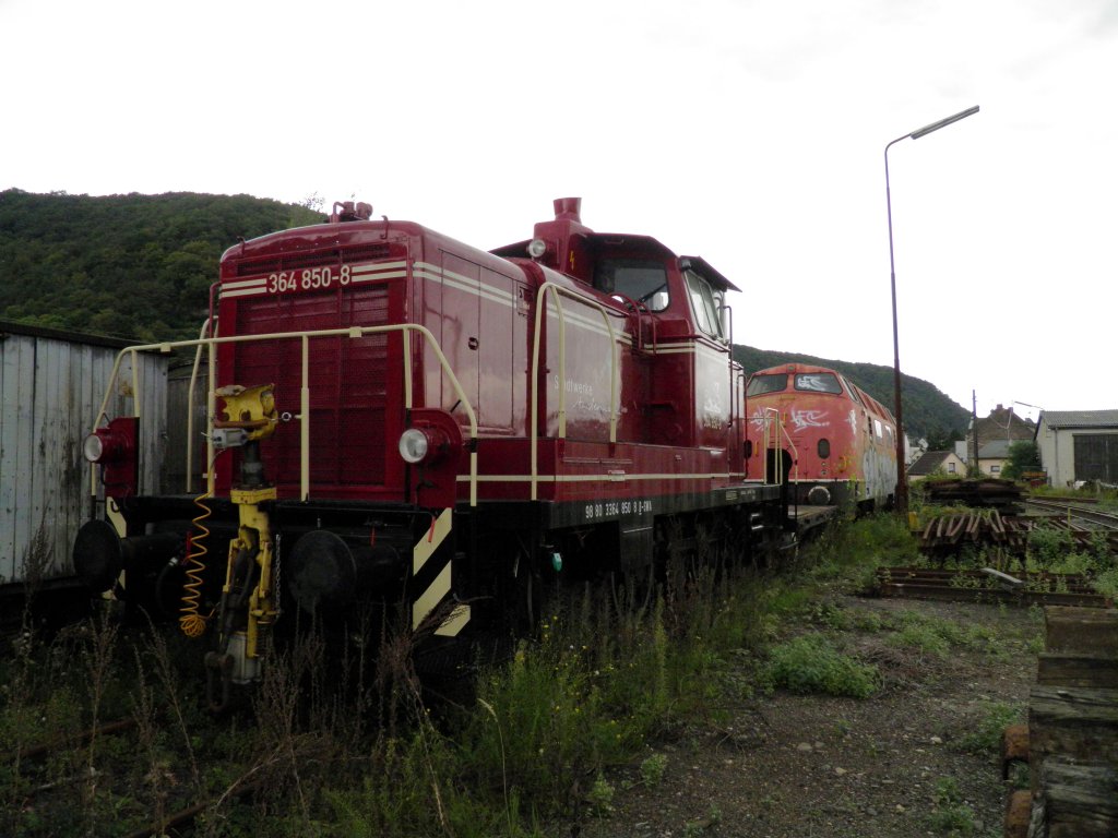 364 850-8 der Brohltalbahn in Brohl (28:08:2011)
