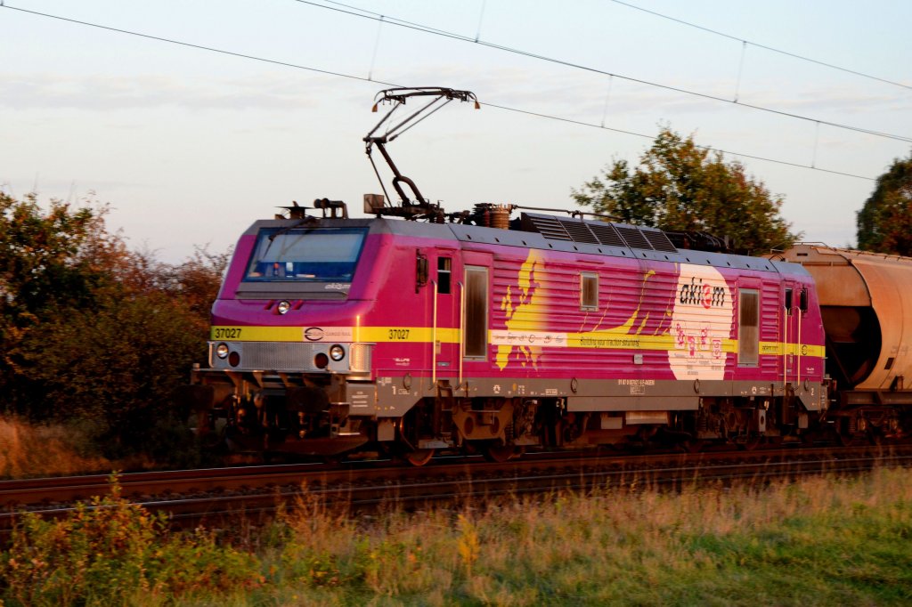 37027 am Nachmittag des 21.10.2012 bei Woltorf