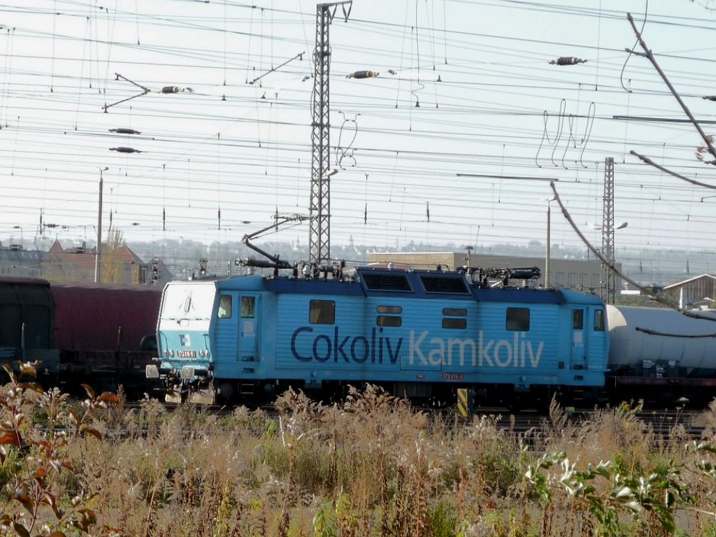 372 010-9 steht am 6.11.2009 in Dresden Friedrichstadt und wartet auf neue Aufgaben.