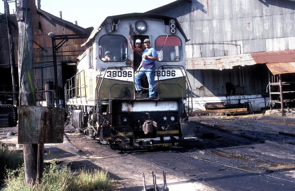 38096  C. Redondo  27.03.01

