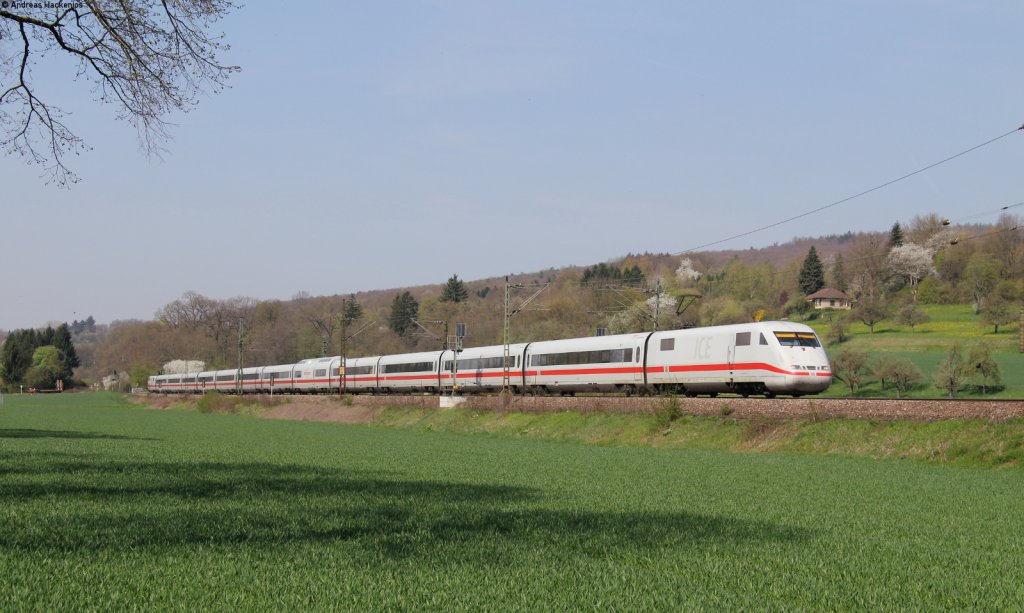 401 017-9  Hof  als ICE 1091 (Berlin Sdkreuz-Mnchen Hbf) bei Ebersbach 24.413