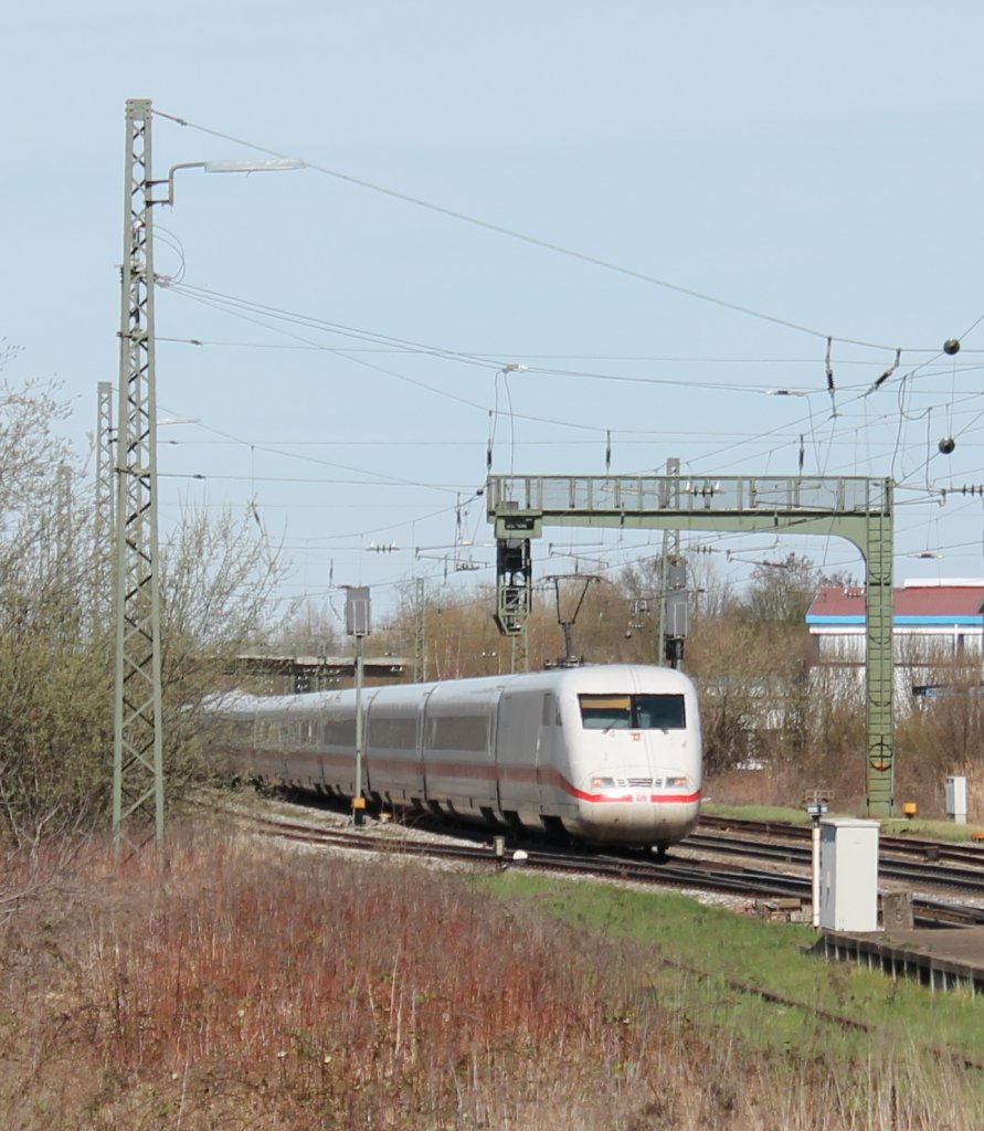 401 055-9  Rosenheim  am 14.04.2013 auf dem Weg gen Sden in Orschweier.