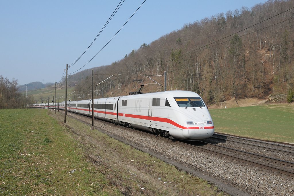 401 084 am 08.03.11 bei Tecknau (CH)