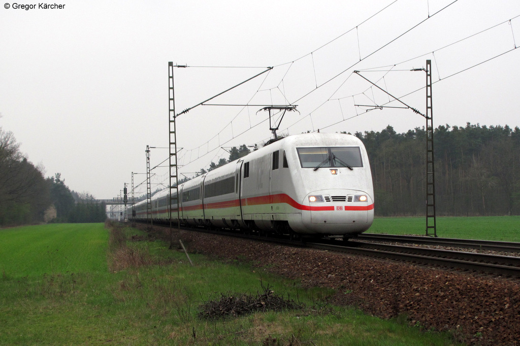 401 088-0  Hildesheim  als ICE 76 (Zrich-Hamburg) am 05.04.2012 bei Graben-Neudorf.