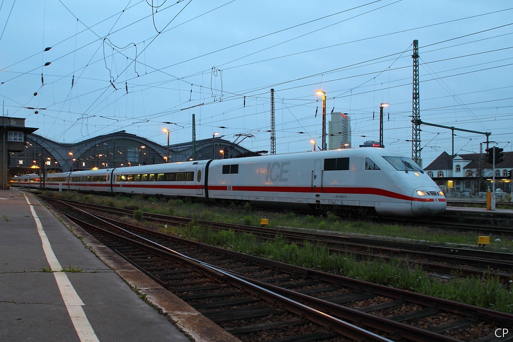 401 088/588  Hildesheim  ist am 15.5.2010 als ICE 290 im Einsatz. Es handelt sich um eine der wenigen ICE-1-Leistungen in Leipzig.