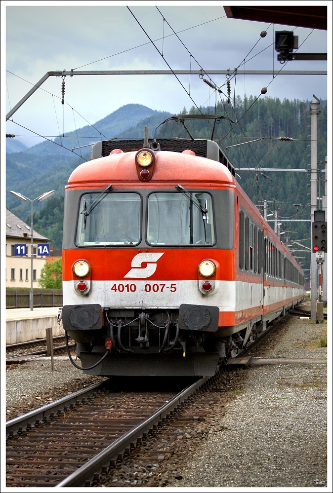 4010 007 fhrt mit IC 514 von Graz nach Salzburg. 
St.Michael 22.05.2008