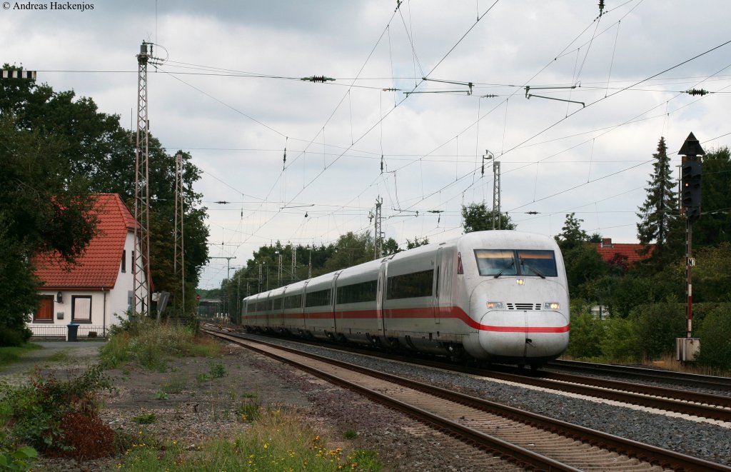 402 013-7  Nauen  als ICE *** bei der Durchfahrt Langwedel gen sden 17.8.10
