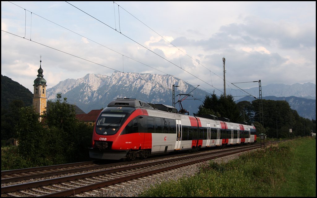 4024 066 ist als RB 5124 von tztal nach Rosenheim unterwegs. (08.08.2009)