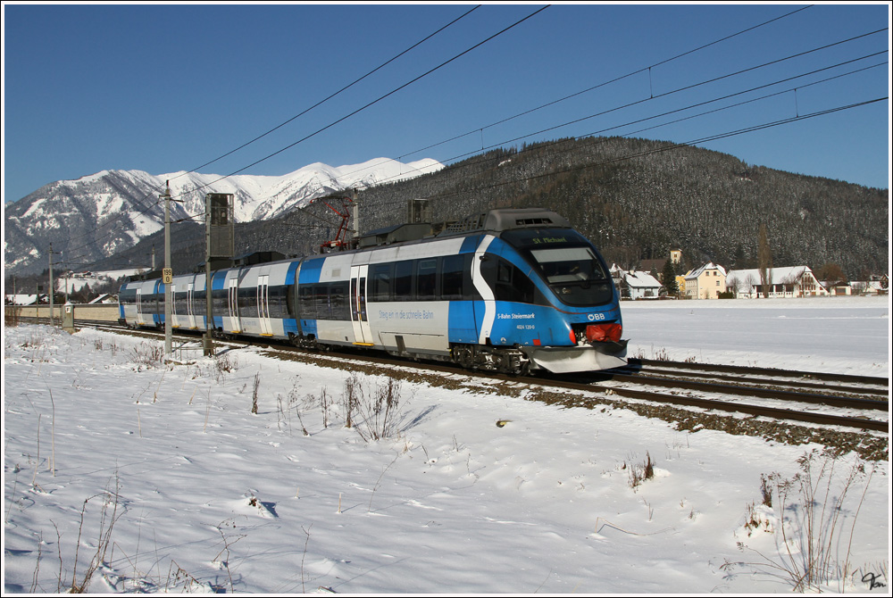 4024 120  S-Bahn Steiermark  war am 18.1.2012 als R 4473 von Bischofshofen nach St. Michael unterwegs.
Traboch 