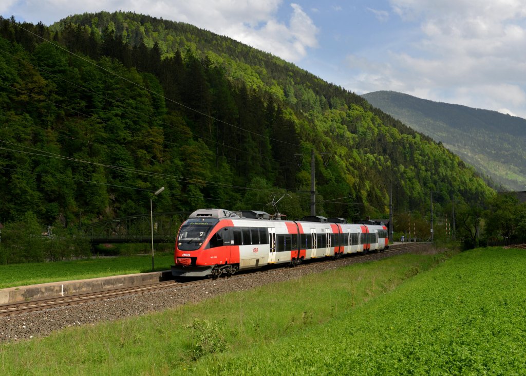 4024 123 als R nach Friesach am 04.05.2013 in Markt Sachsenburg.