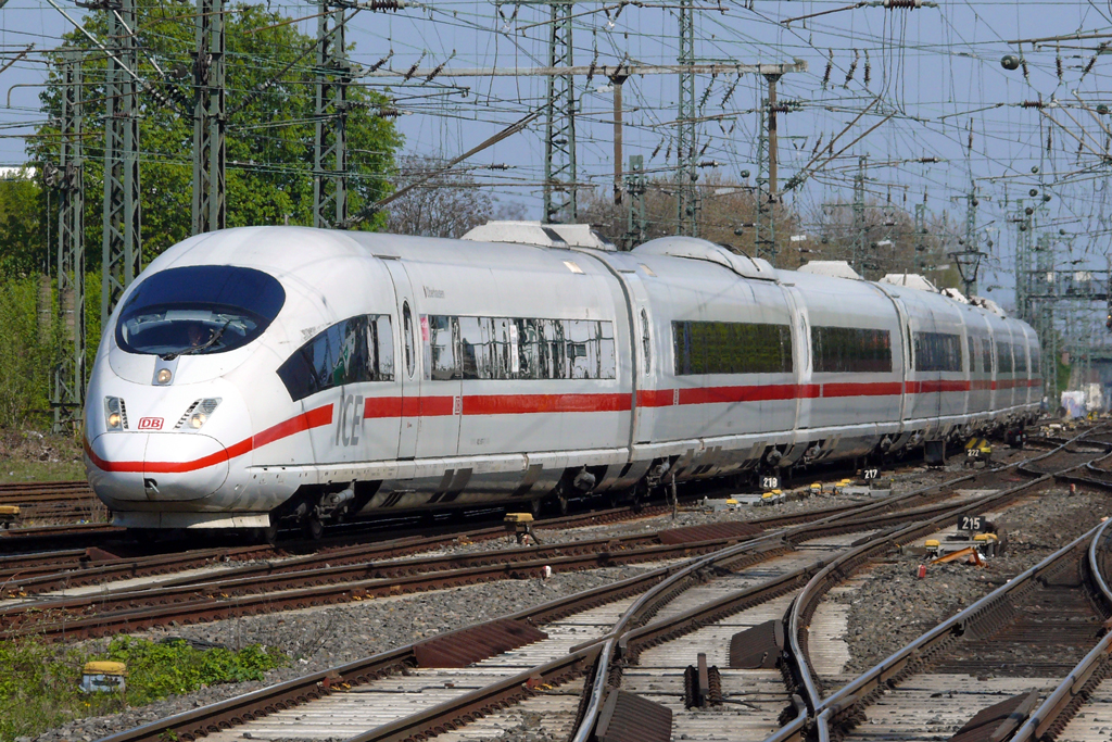 403 507-7 bei der Einfahrt in Dortmund 18.4.2010